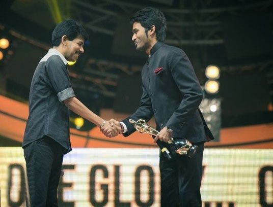 Celebs At 9th Vijay Awards 2015 Photos