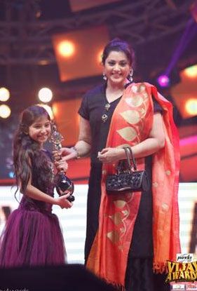 Celebs At 9th Vijay Awards 2015 Photos