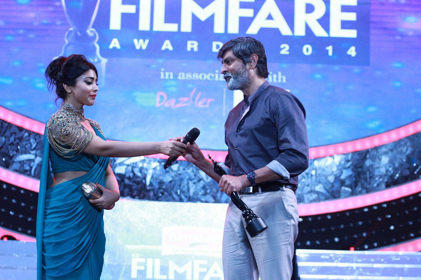Celebs At Britannia Filmfare Awards South Pics