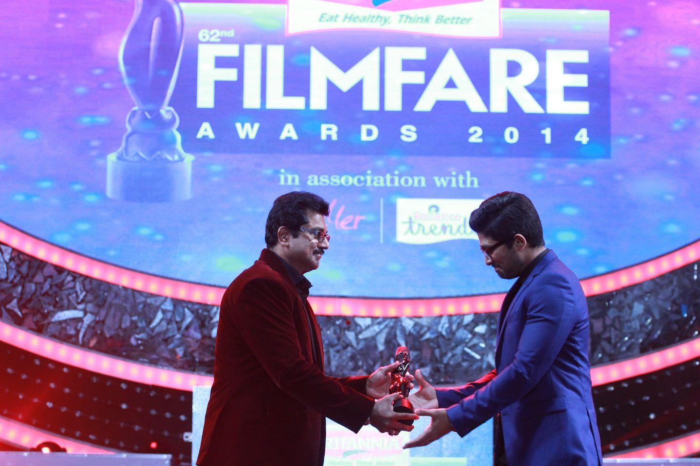 Celebs At Britannia Filmfare Awards South Pics
