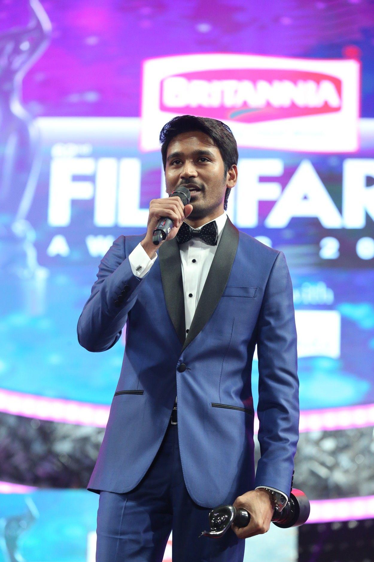 Celebs At Britannia Filmfare Awards South Pics
