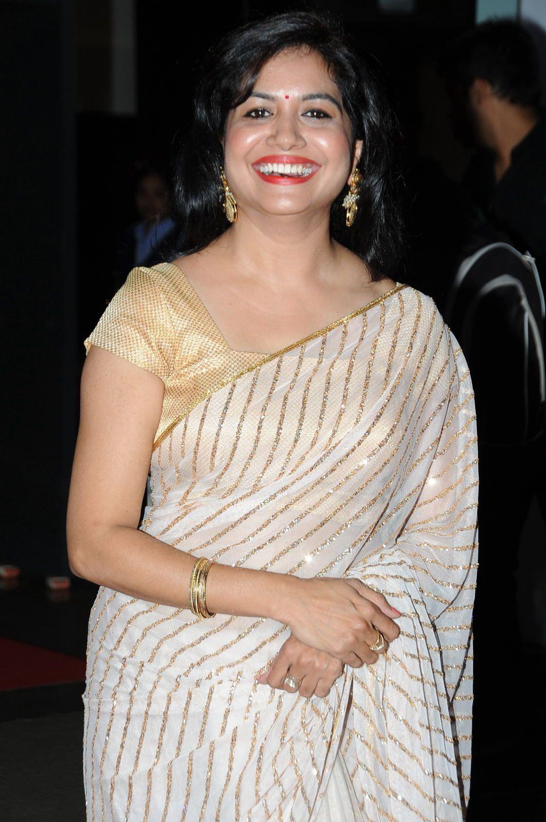 Celebs at Mirchi Music Awards 2014 Photos