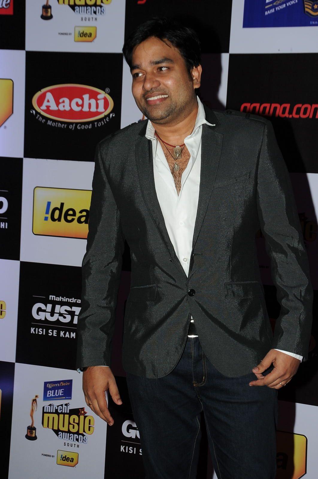 Celebs at Mirchi Music Awards 2014 Photos