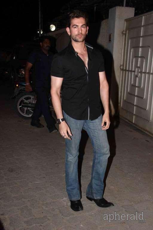 Celebs At Tanu Weds Manu Returns Success Meet