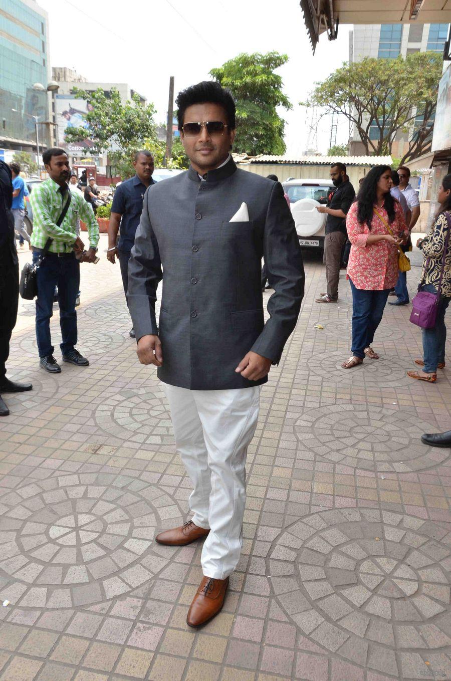 Celebs At Tanu Weds Manu Returns Trailer