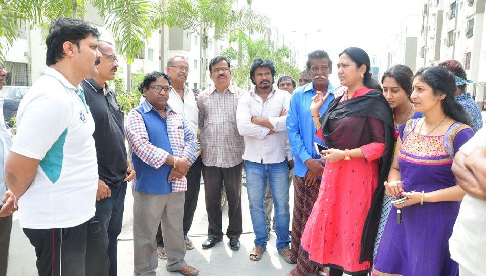 Celebs Pay Tribute To Actress Banda Jyothi Photos