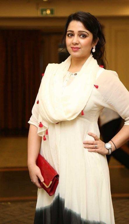 Charmme at Pink Ribbon Campaign 2015 Photos