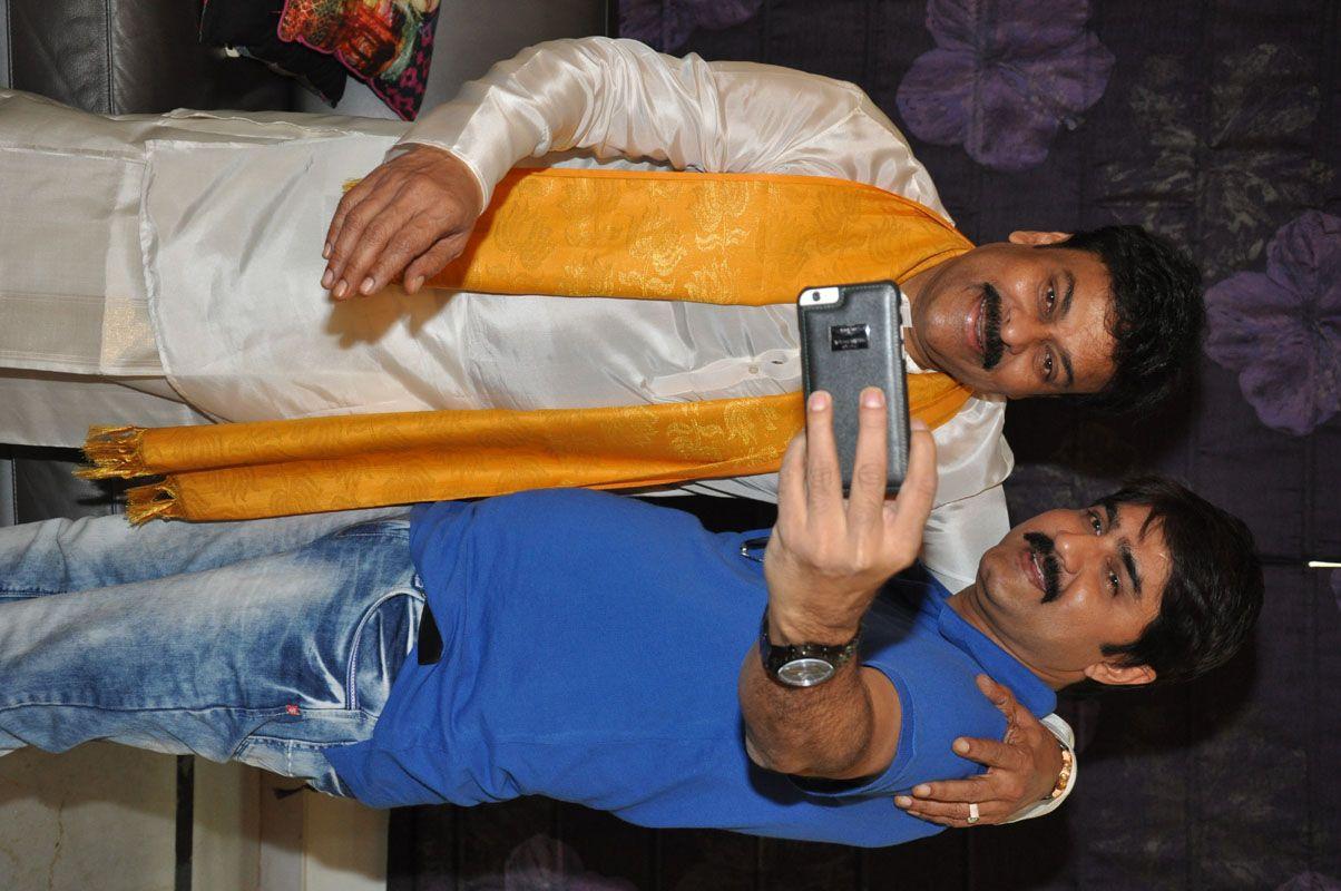Chiranjeevi Birthday Celebrations at House Photos