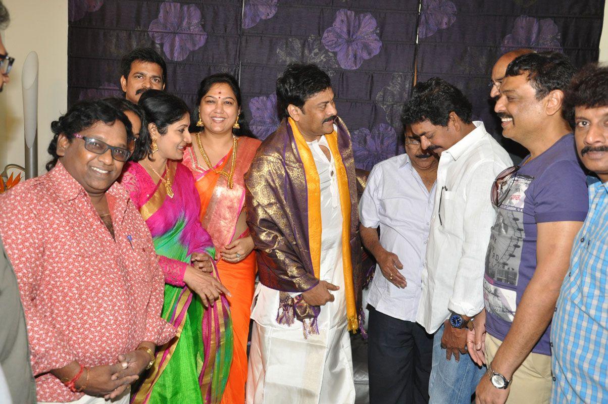 Chiranjeevi Birthday Celebrations at House Photos