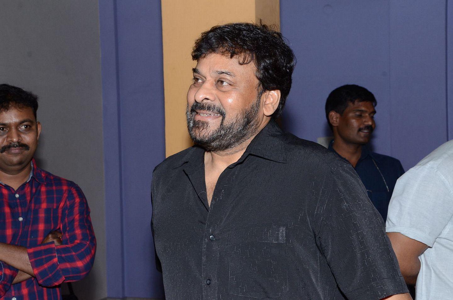 Chiranjeevi Watch Supreme Movie Photos