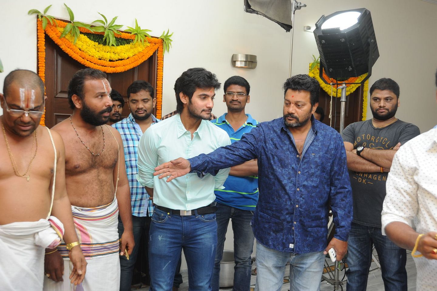 Chuttalabbai Opening Photos