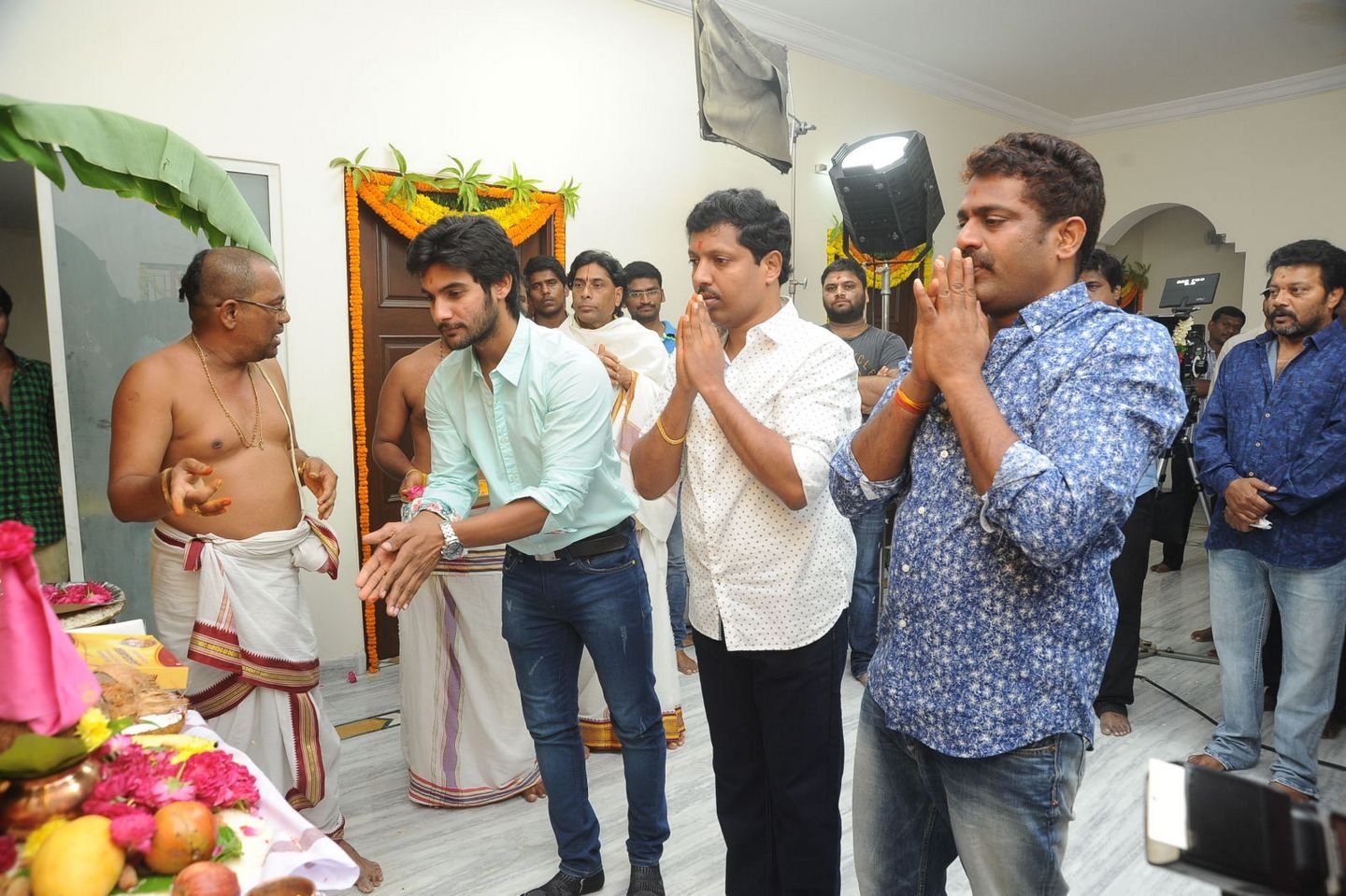 Chuttalabbai Opening Photos