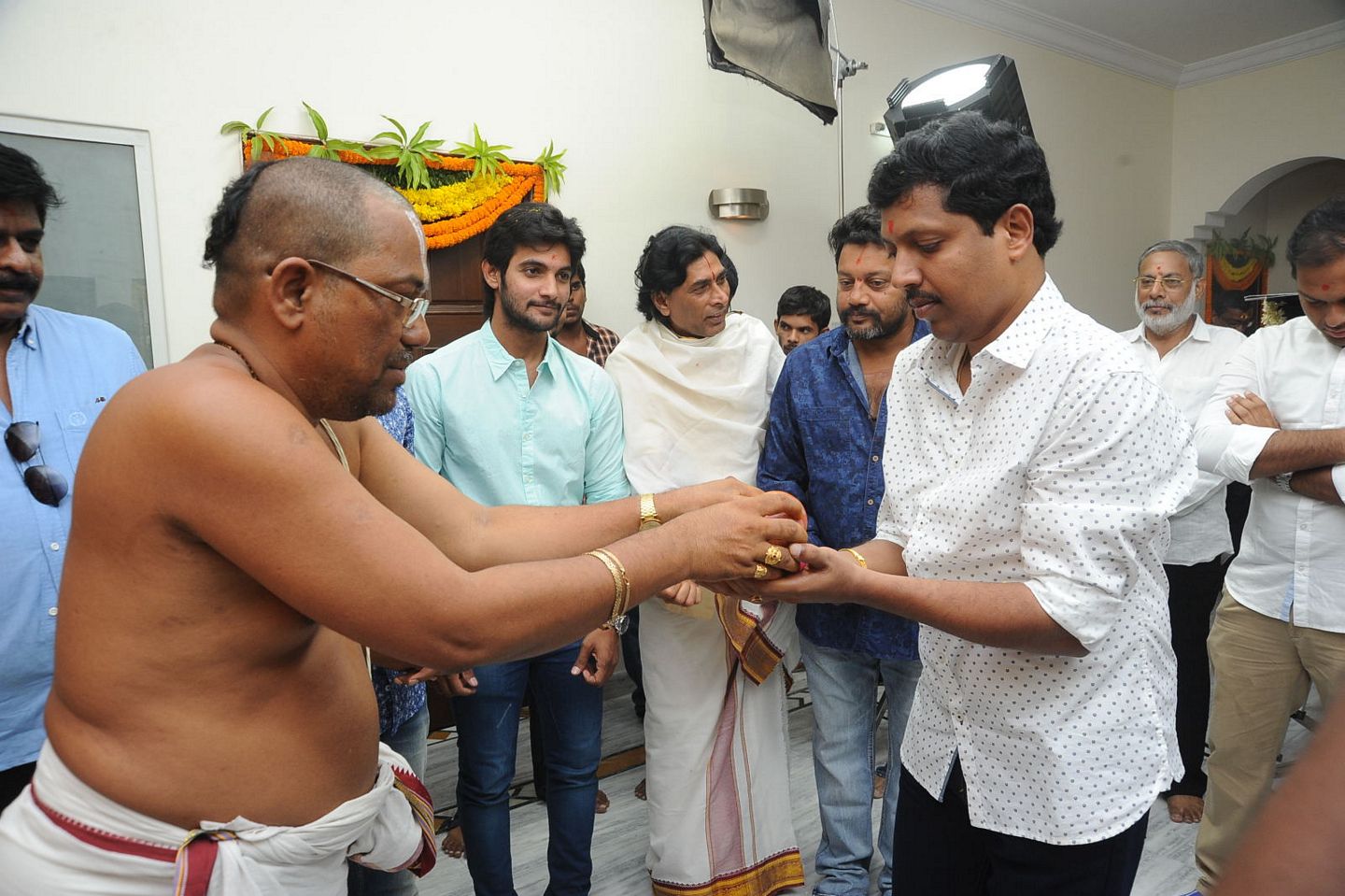 Chuttalabbai Opening Photos