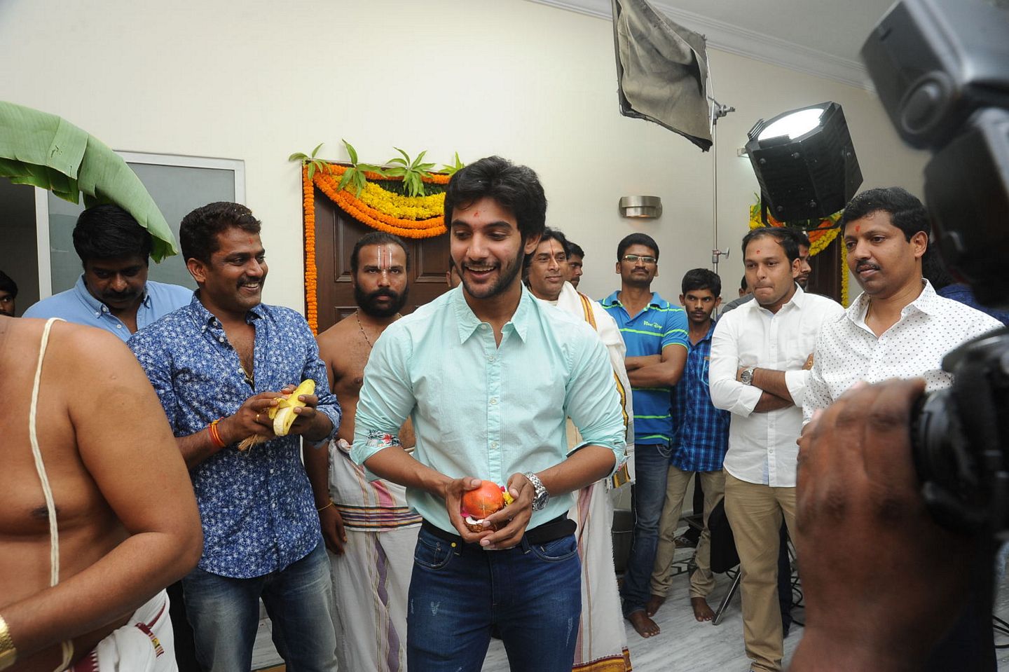 Chuttalabbai Opening Photos