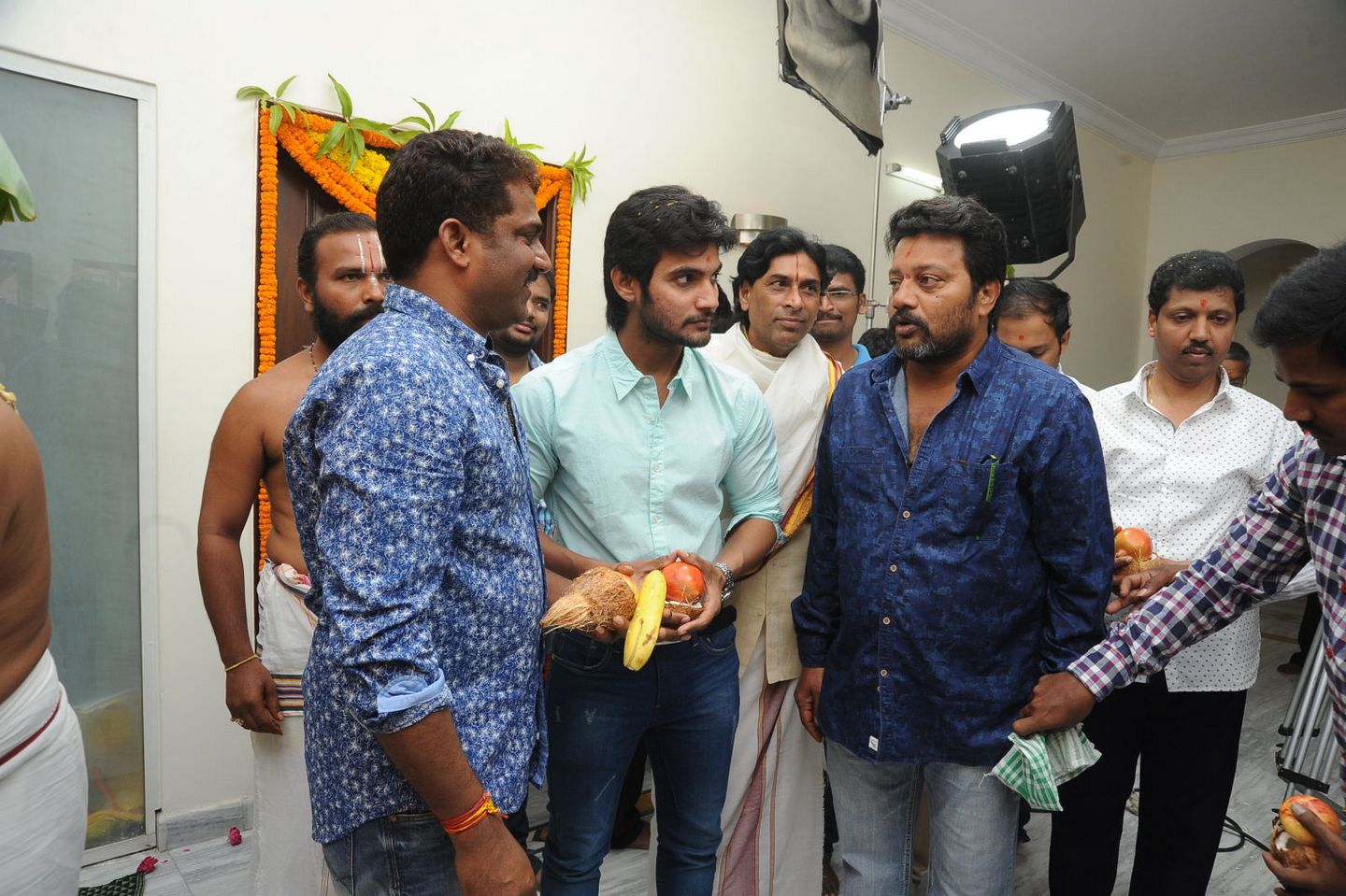 Chuttalabbai Opening Photos