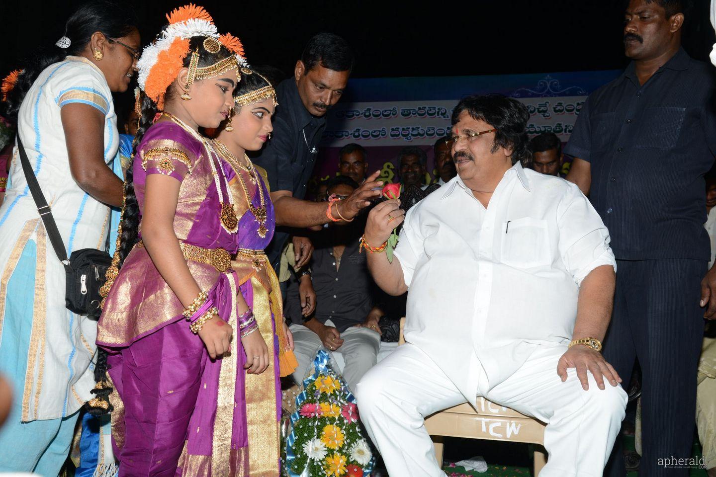Dasari Birthday Celebrations At Chitrapuri Colony