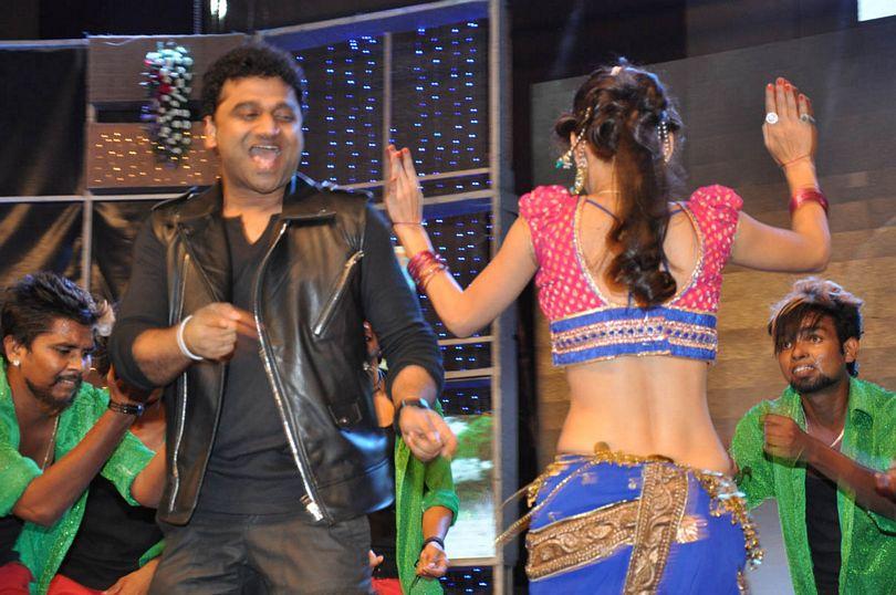 Devi sri Dance perfarmence at S/O Satyamurthy Audio