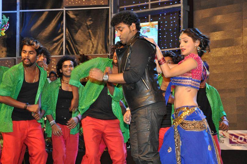 Devi sri Dance perfarmence at S/O Satyamurthy Audio