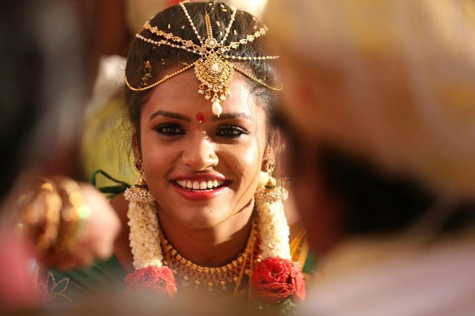 Dhee Juniors Choreographer Bhushan & Ramya Wedding Exclusive Photos