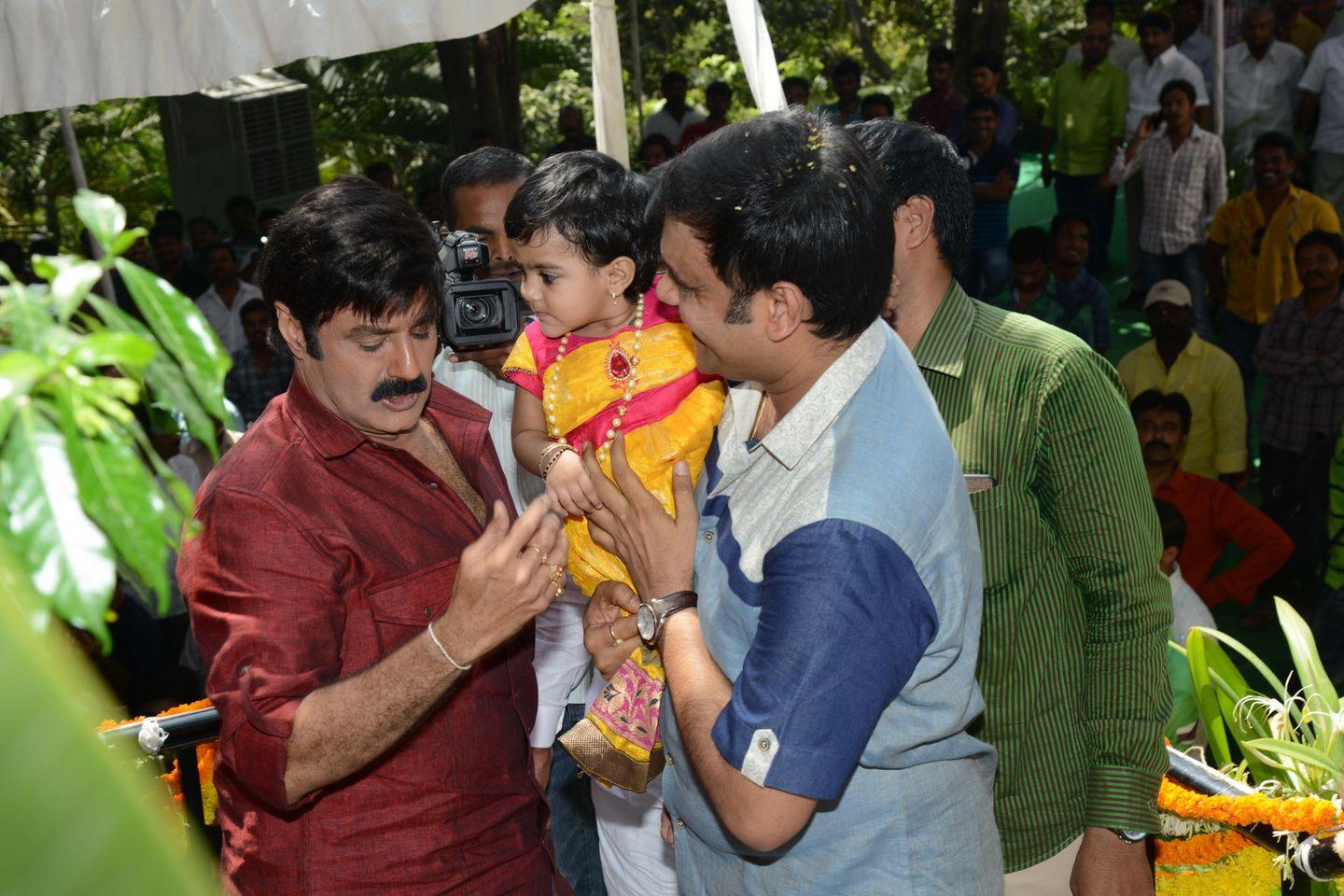 Dictator Movie Opening Stills