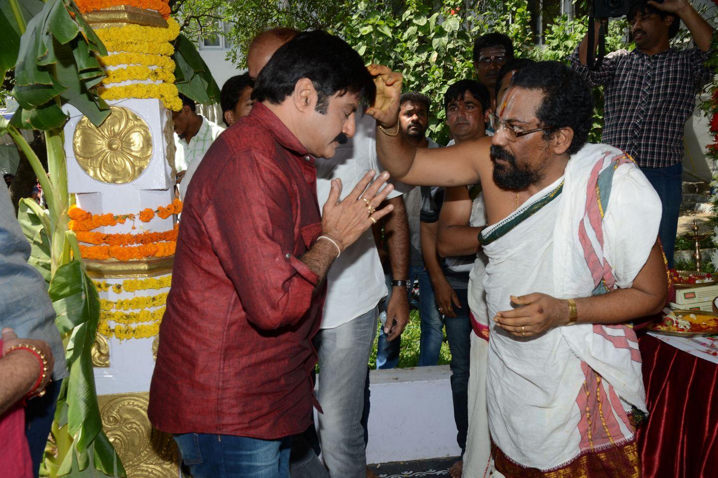 Dictator Movie Opening Stills