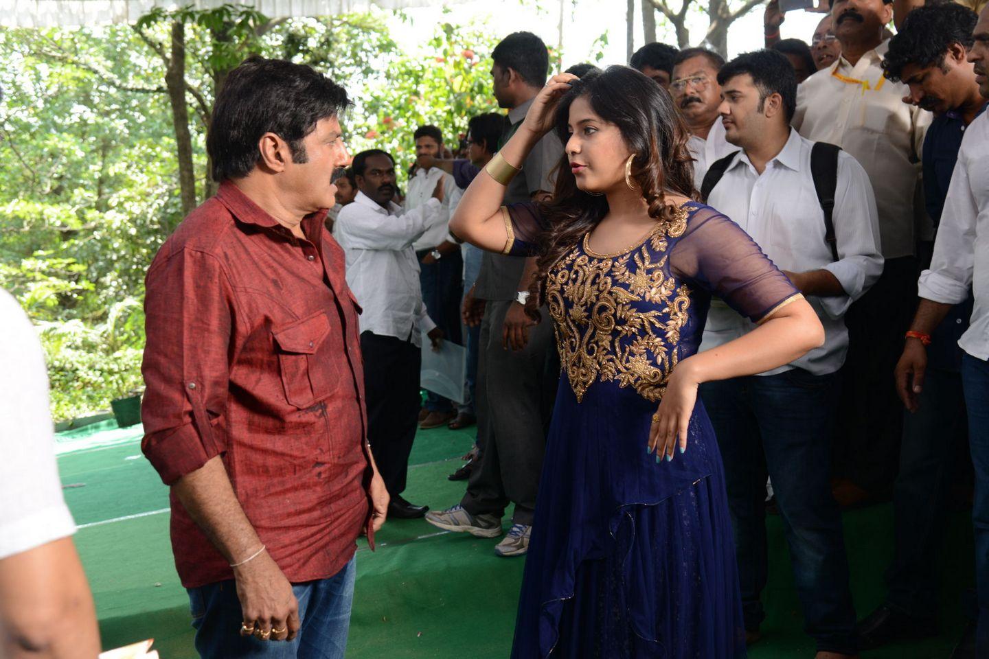Dictator Movie Opening Stills