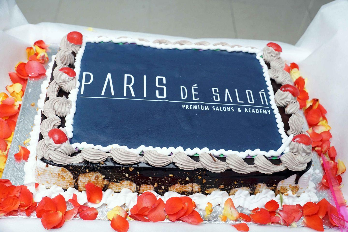 Diksha Panth Launches Paris De Salon