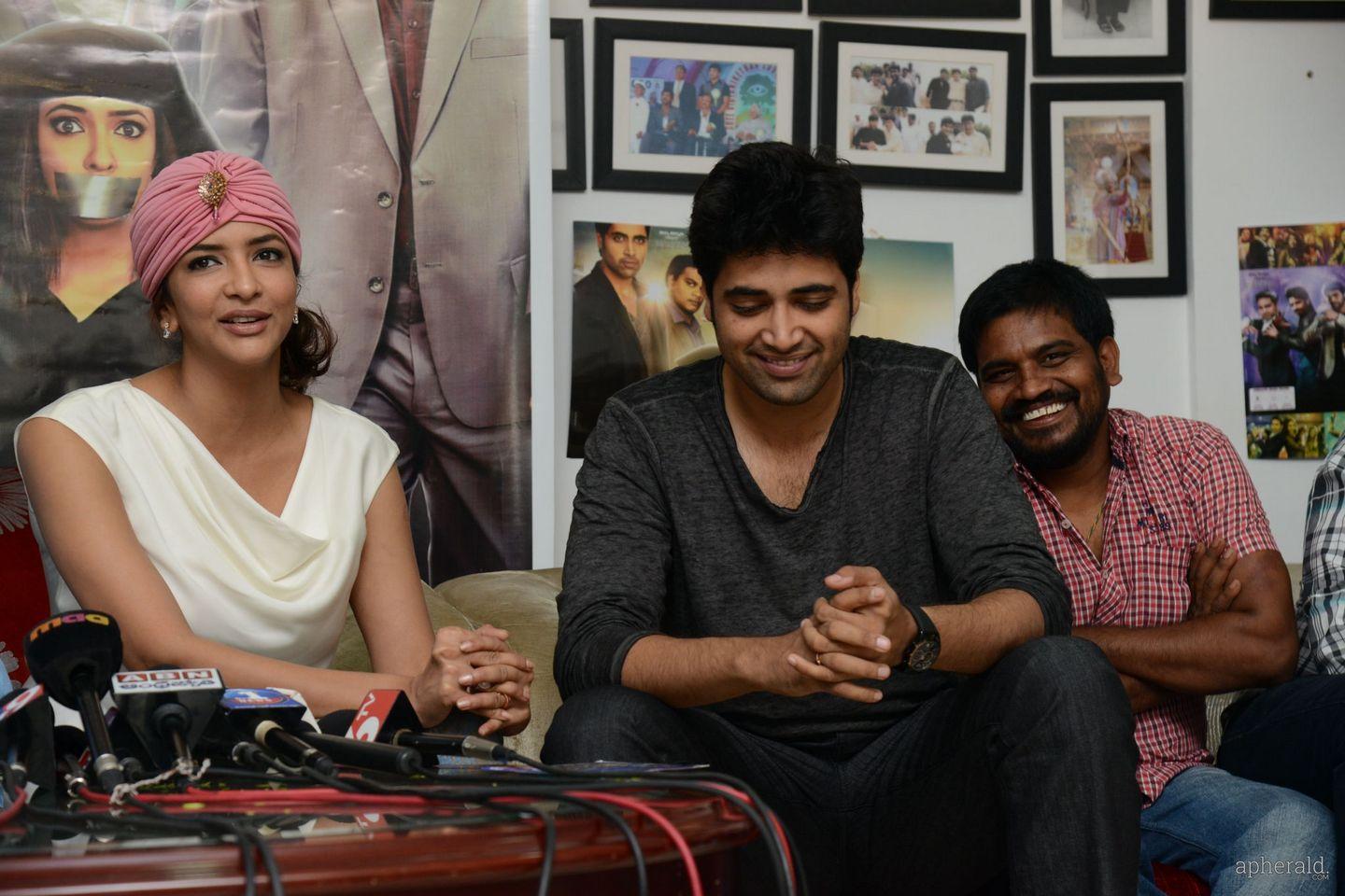 Dongata Platinum Disc Function Photos