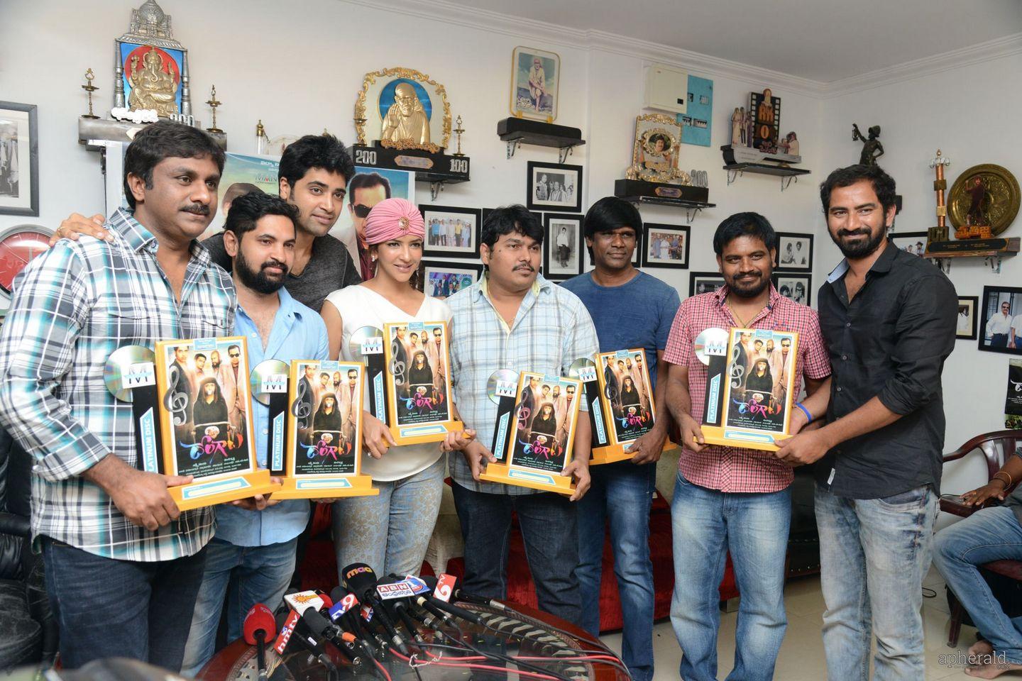 Dongata Platinum Disc Function Photos