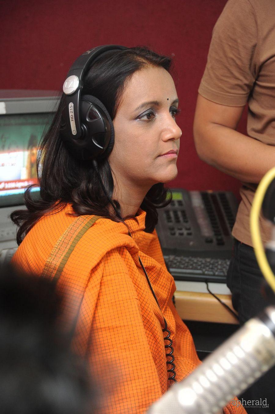 Dongata Team At Big FM
