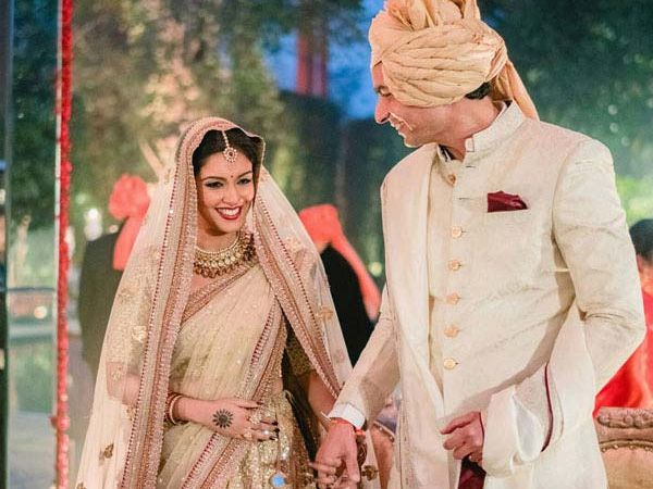 Exclusive Photos Asin Thottumkal & Rahul Sharma Wedding