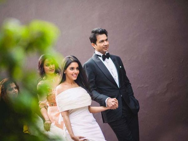 Exclusive Photos Asin Thottumkal & Rahul Sharma Wedding