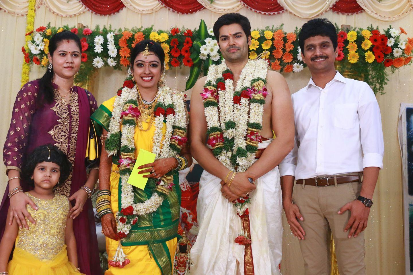 Ganesh Venkatram Nisha Wedding Pics