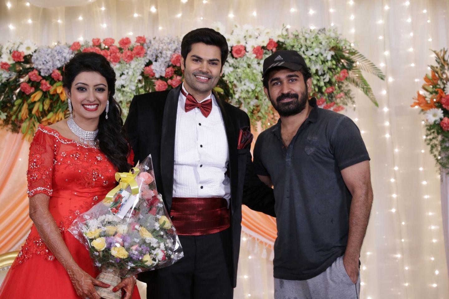 Ganesh Venkatraman Nisha Wedding Reception Photos Part II