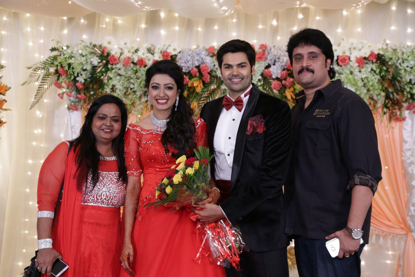 Ganesh Venkatraman Nisha Wedding Reception Photos Part II