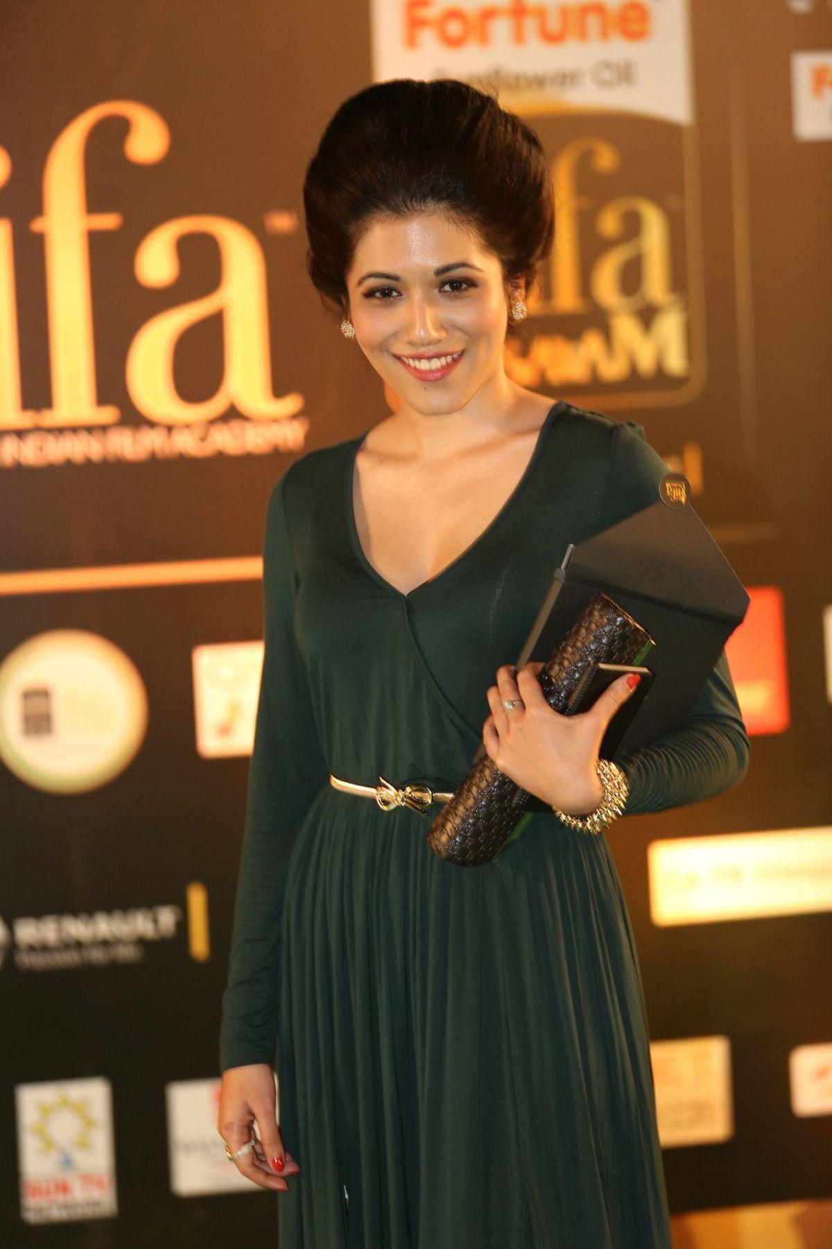 Gazal Somaiah Stills At iifa Utsavam Awards 2016
