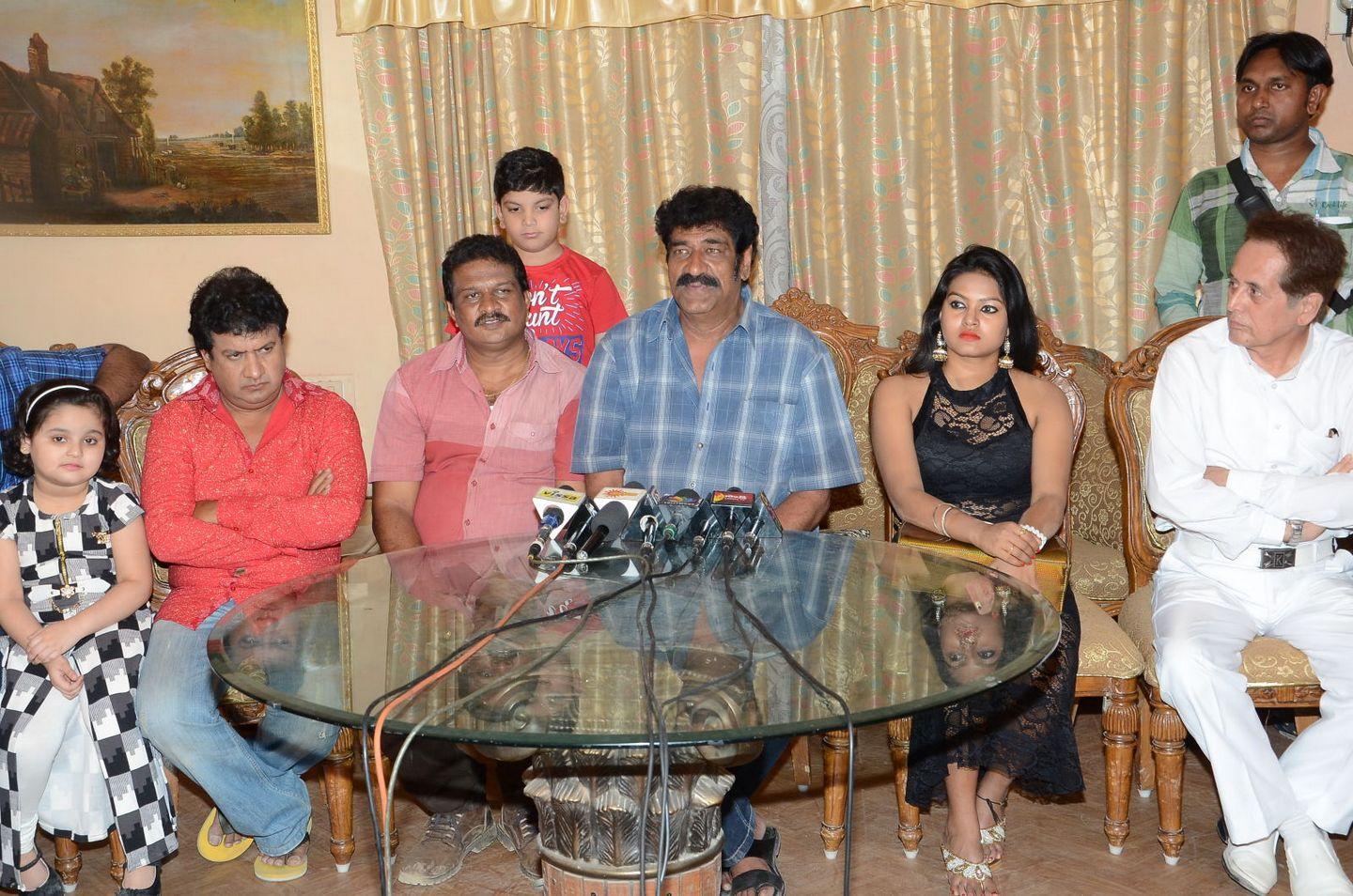 Golmal Gullu Movie Press Meet Photos