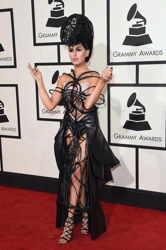 Grammys Awards 2016 Red Carpet Pics