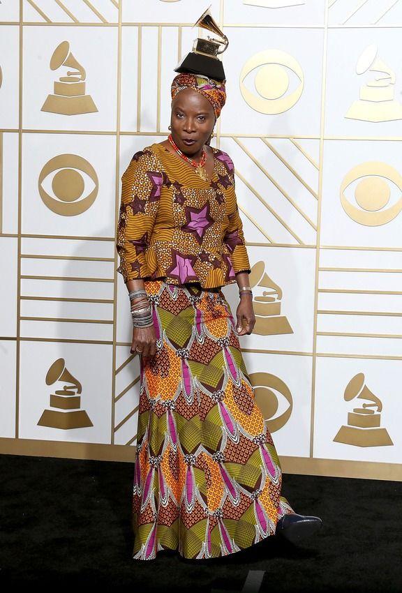 Grammys Awards 2016 Red Carpet Pics