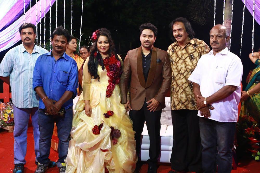 Harish Abinaya Wedding Reception Photos