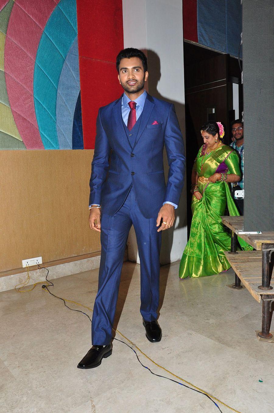 Hero Shiva Wedding Reception Photos