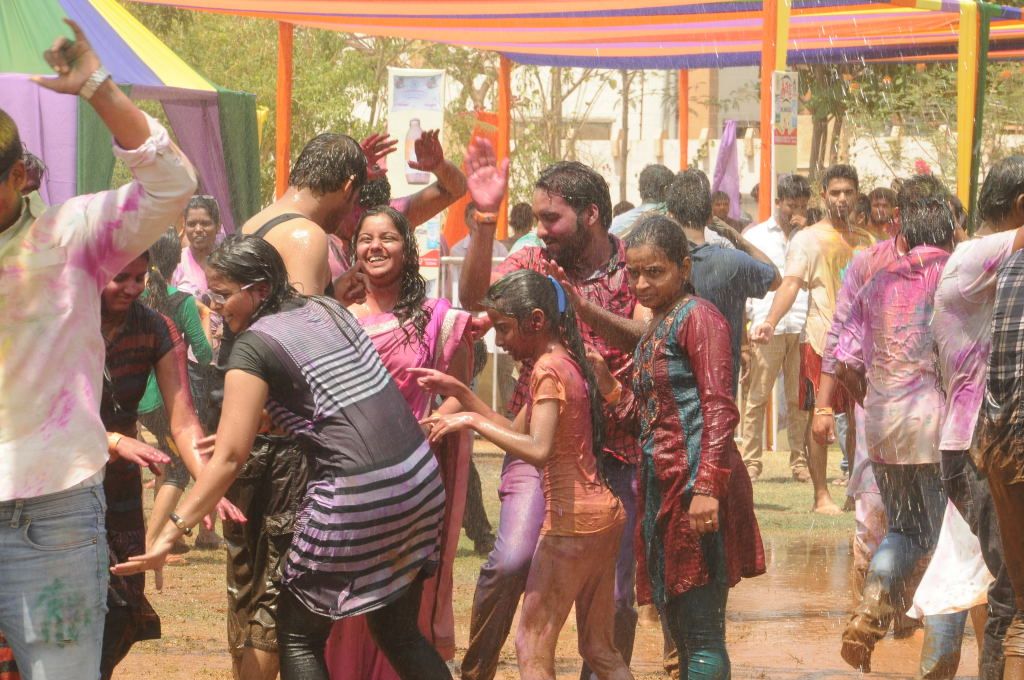 Hyderabad Biggest Holi Celebrations Photos