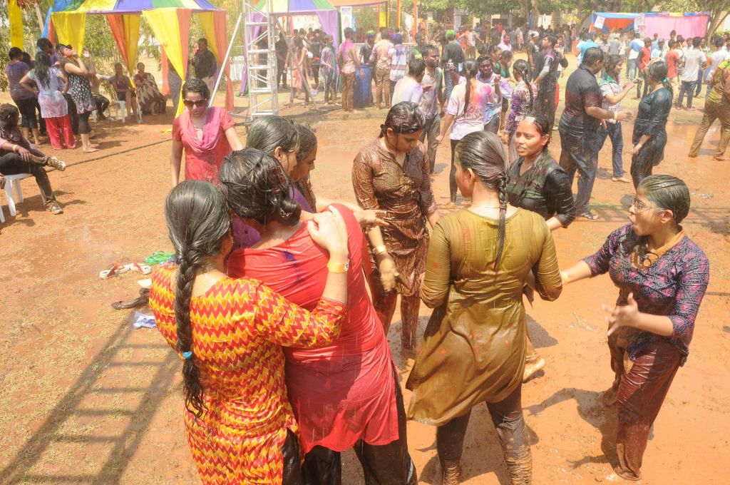 Hyderabad Biggest Holi Celebrations Photos