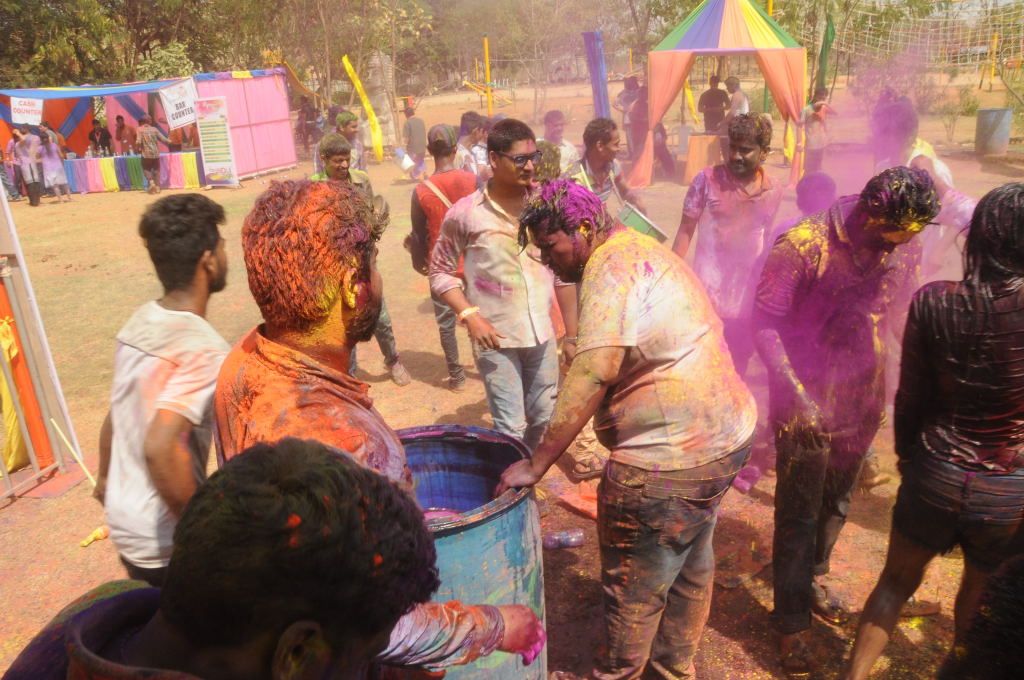 Hyderabad Biggest Holi Celebrations Photos