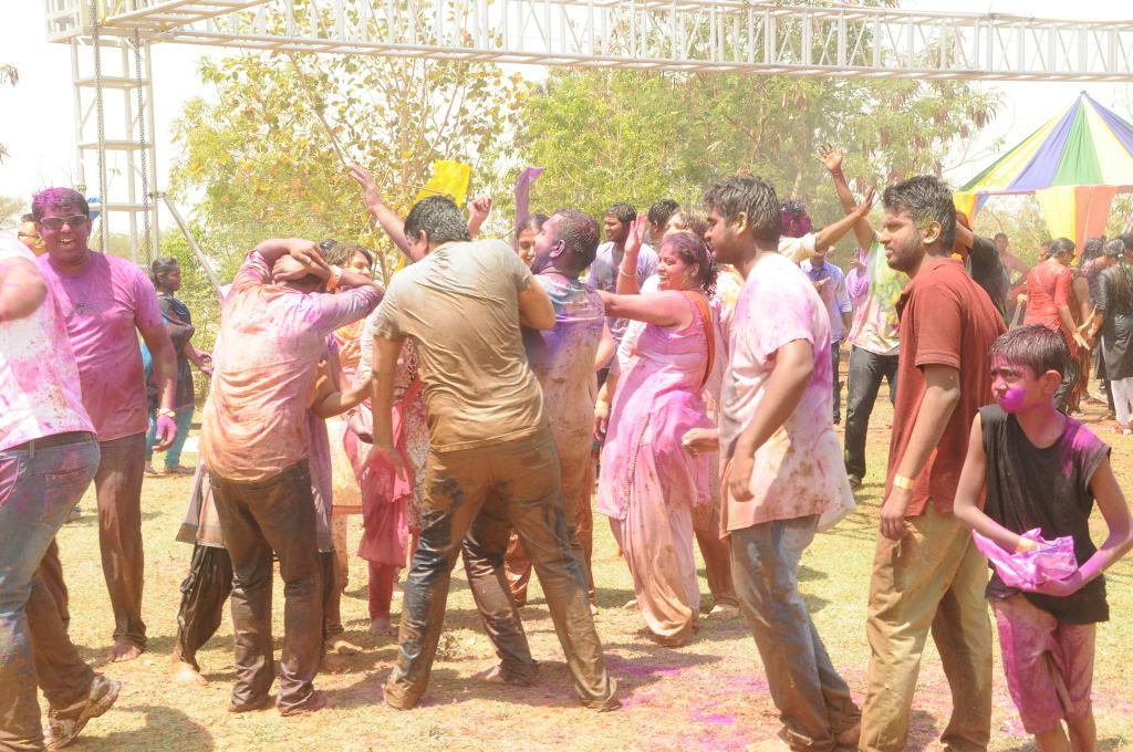 Hyderabad Biggest Holi Celebrations Photos