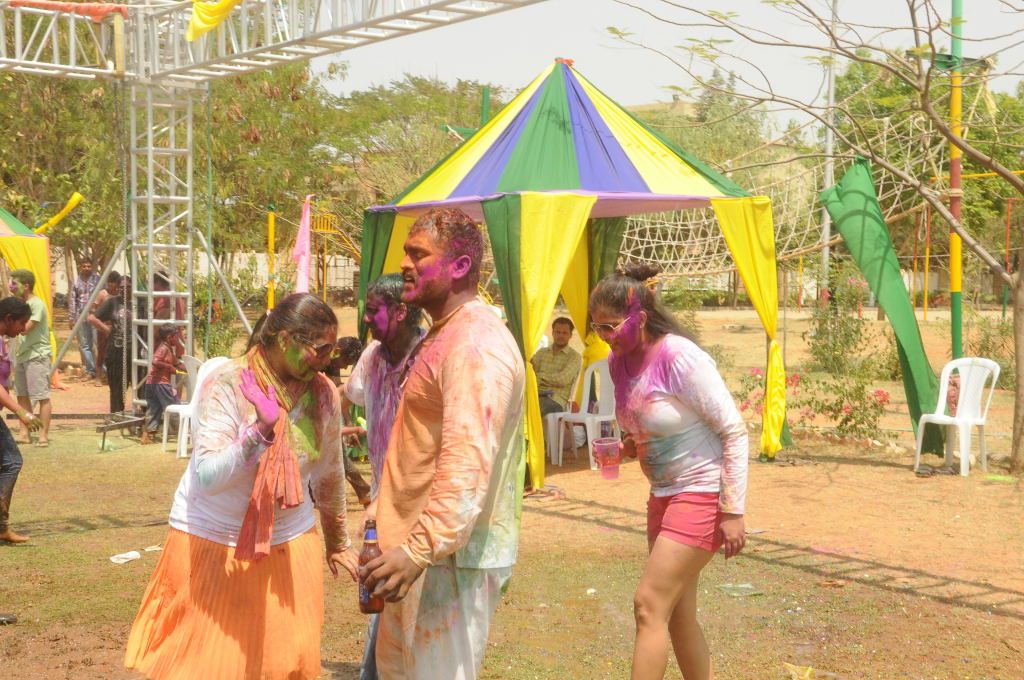 Hyderabad Biggest Holi Celebrations Photos