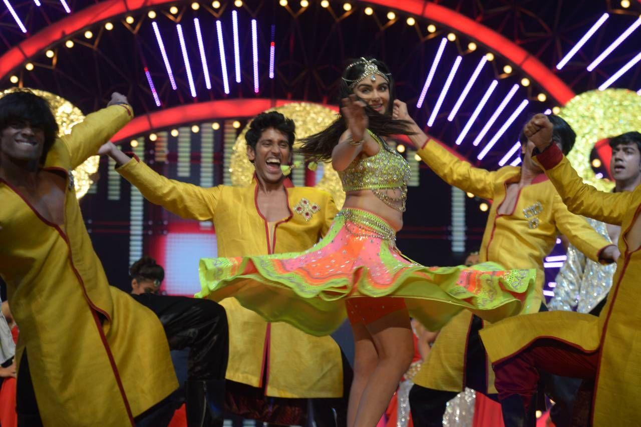  IIFA Utsavam Awards 2016 Photos