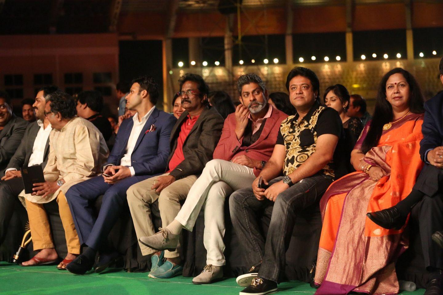  IIFA Utsavam Awards 2016 Photos