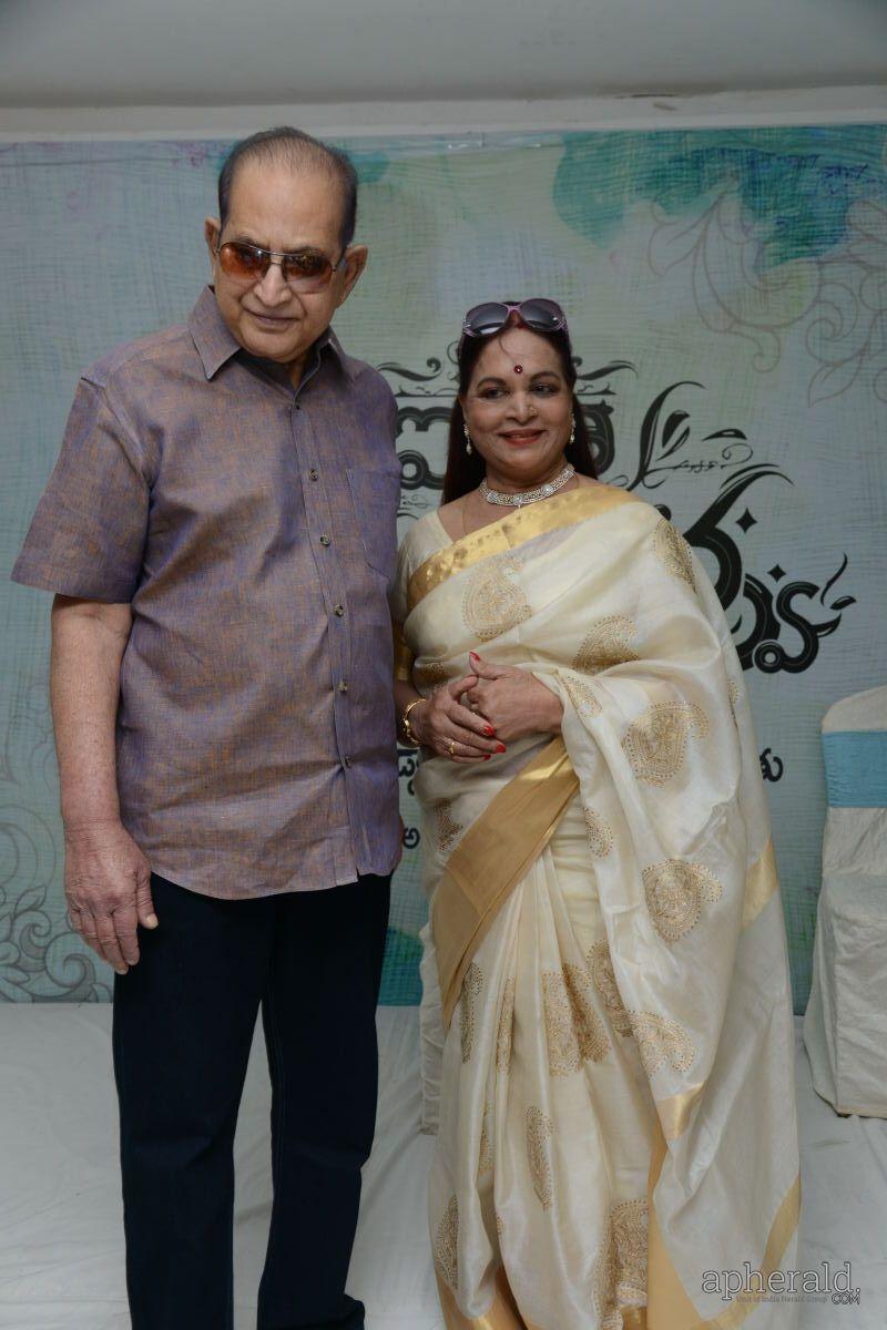 Ina Istam Nuvvu Press Meet Pics