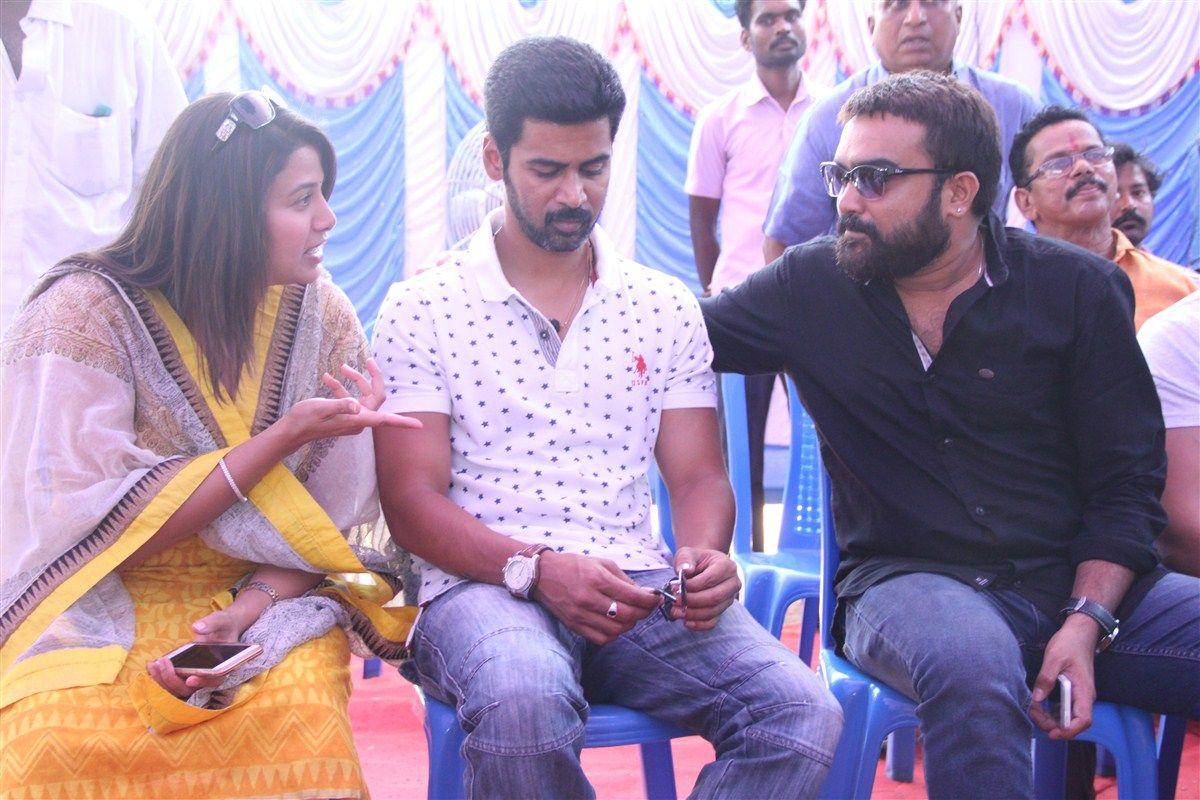 Isari Velan 29th Memorial Day Function Photos